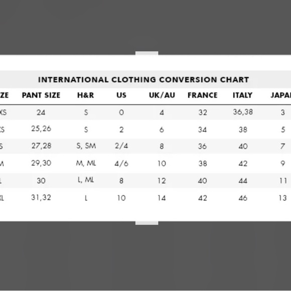 Haute & Rebellious Front Point Zip Skirt | Off-White | Size Medium | NWT π - Picture 3 of 3